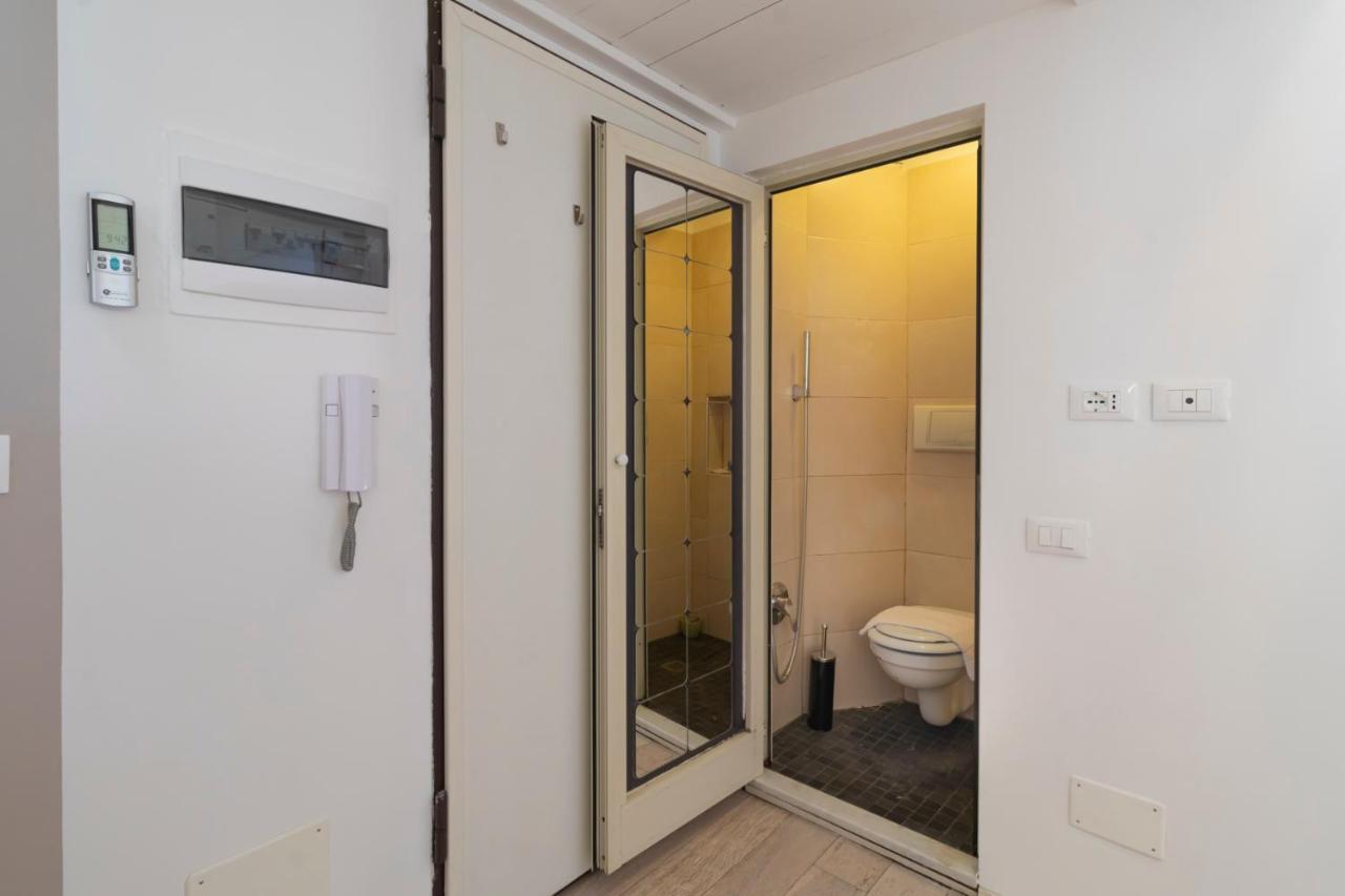 Piccolo Loft Sui Navigli Apartment Milan Exterior photo